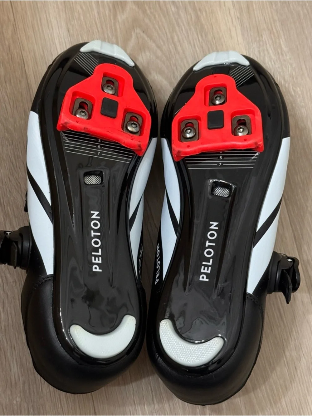 Peloton Cycling Shoes Size 42 Womens US 11 Black